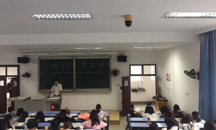 毛箭老师 湖北师范大学