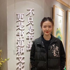 伊静婷 老师