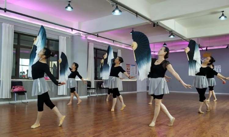 河南星空舞蹈艺术中心