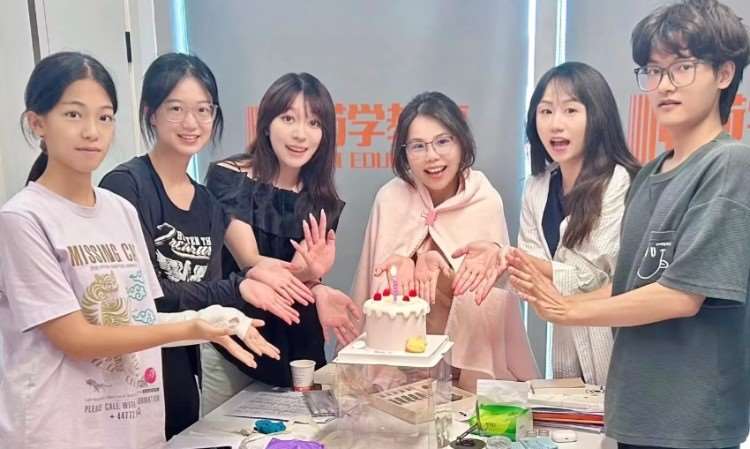 学员生日会